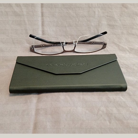 Black EyeBuyDirect Magnetic Folding Hard Shell Eye Glasses Storage Case - Picture 8 of 9